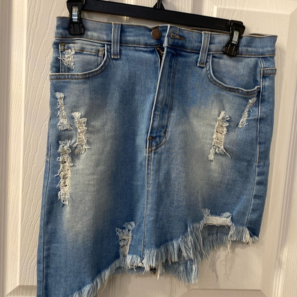High wasted ripped skirt